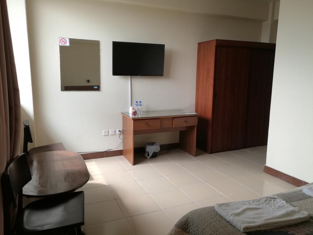 La Brigada Hotel Ta Ta Chino מראה חיצוני תמונה