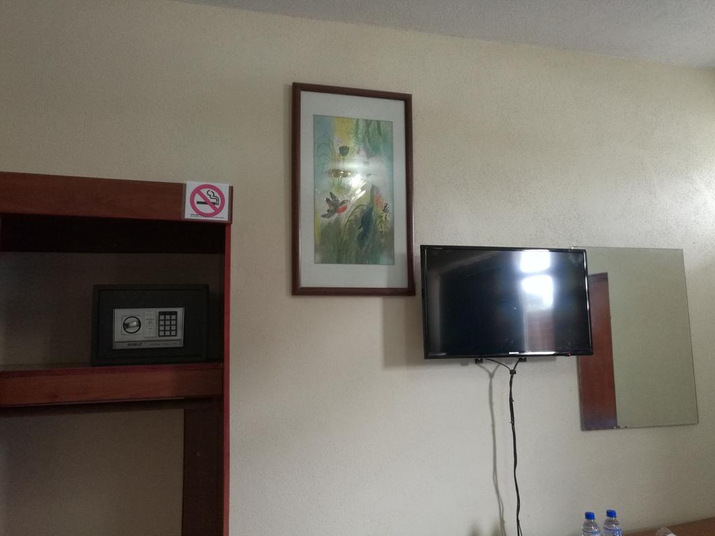 La Brigada Hotel Ta Ta Chino מראה חיצוני תמונה